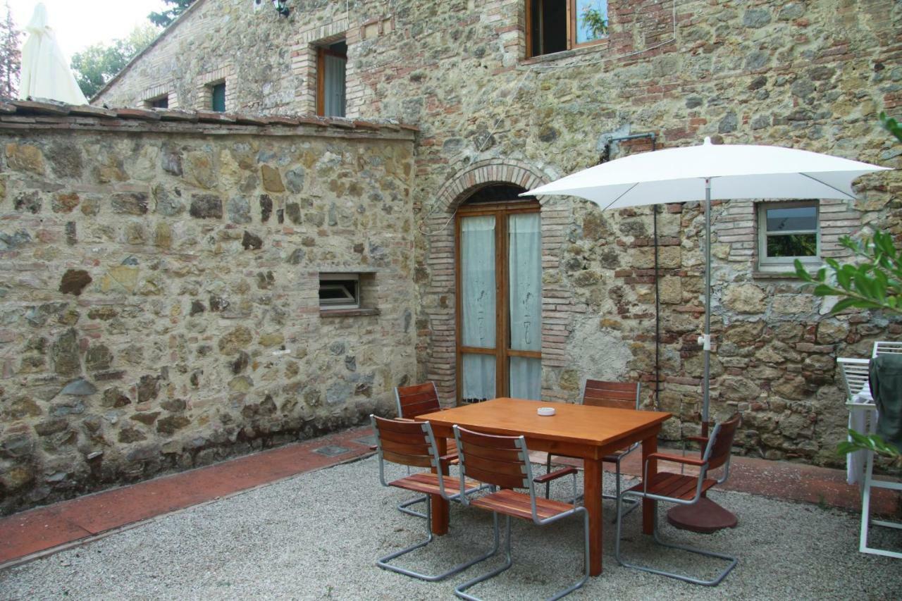 Casa Vacanze Good Buy Сан Джиминяно Екстериор снимка