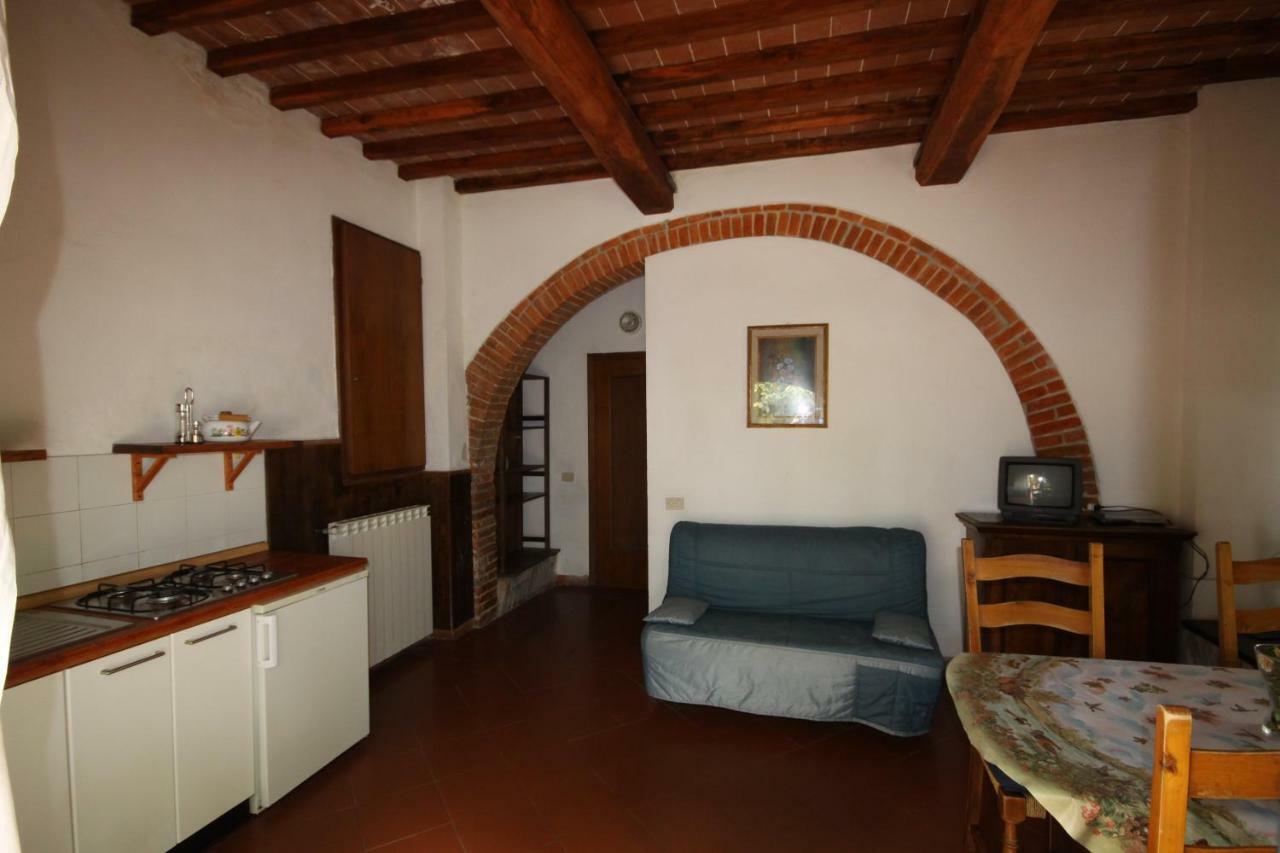 Casa Vacanze Good Buy Сан Джиминяно Екстериор снимка